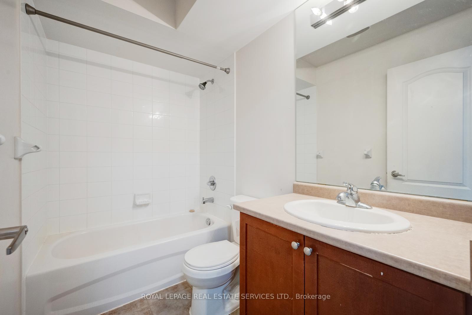 Photo 38 of Unit 7, 3185 Boxford Crescent, Mississauga, Churchill Meadows — HOMEH