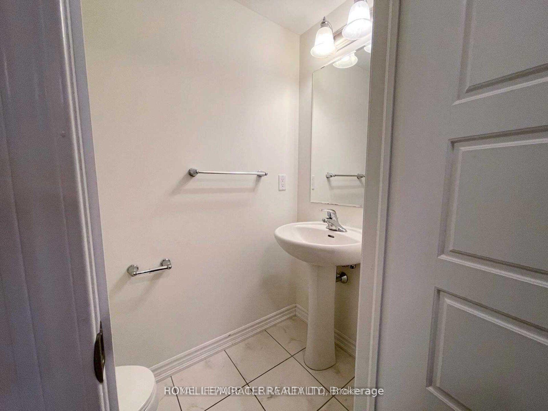Photo 15 of Unit 127, 540 Goldenrod Lane, Kitchener — HOMEH