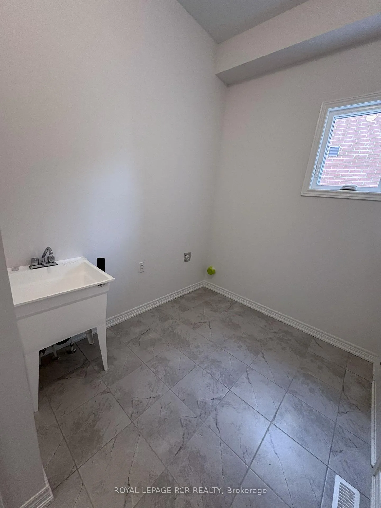 Photo 7 of 60 Baycroft Boulevard, Essa, Angus — HOMEH