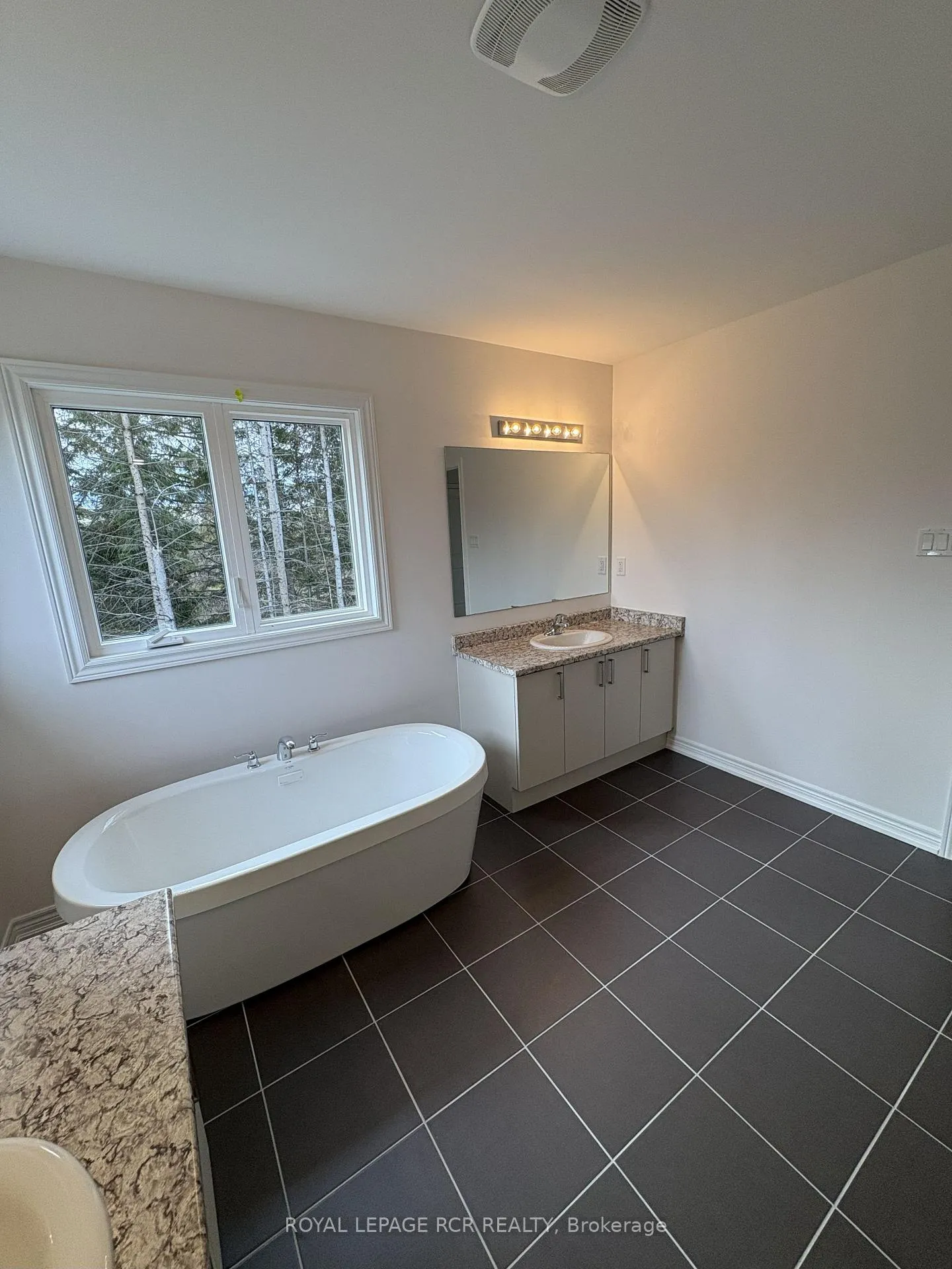 Photo 33 of 60 Baycroft Boulevard, Essa, Angus — HOMEH