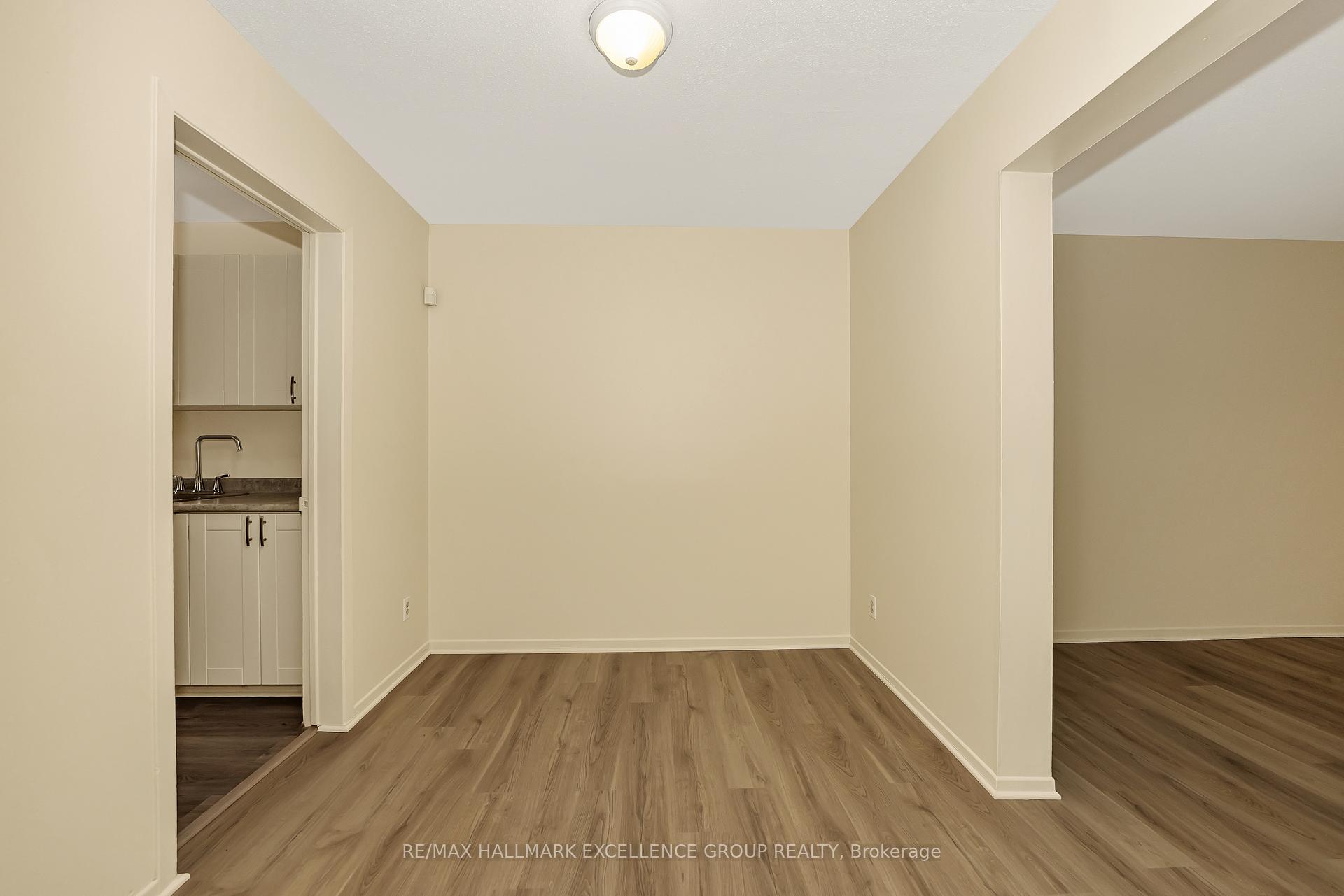 Photo 13 of Unit 15, 1968 Fairglen Mews, Ottawa, Blackburn Hamlet (South) — HOMEH