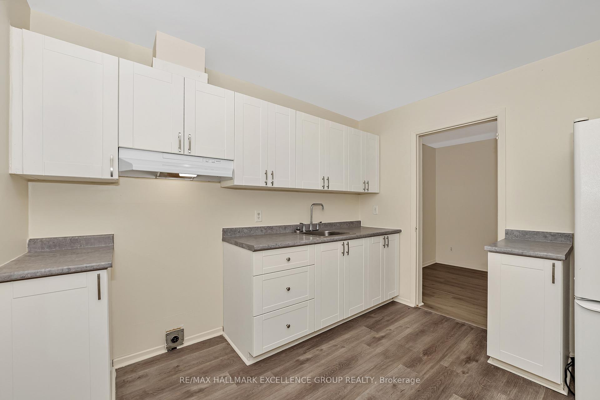 Photo 15 of Unit 15, 1968 Fairglen Mews, Ottawa, Blackburn Hamlet (South) — HOMEH