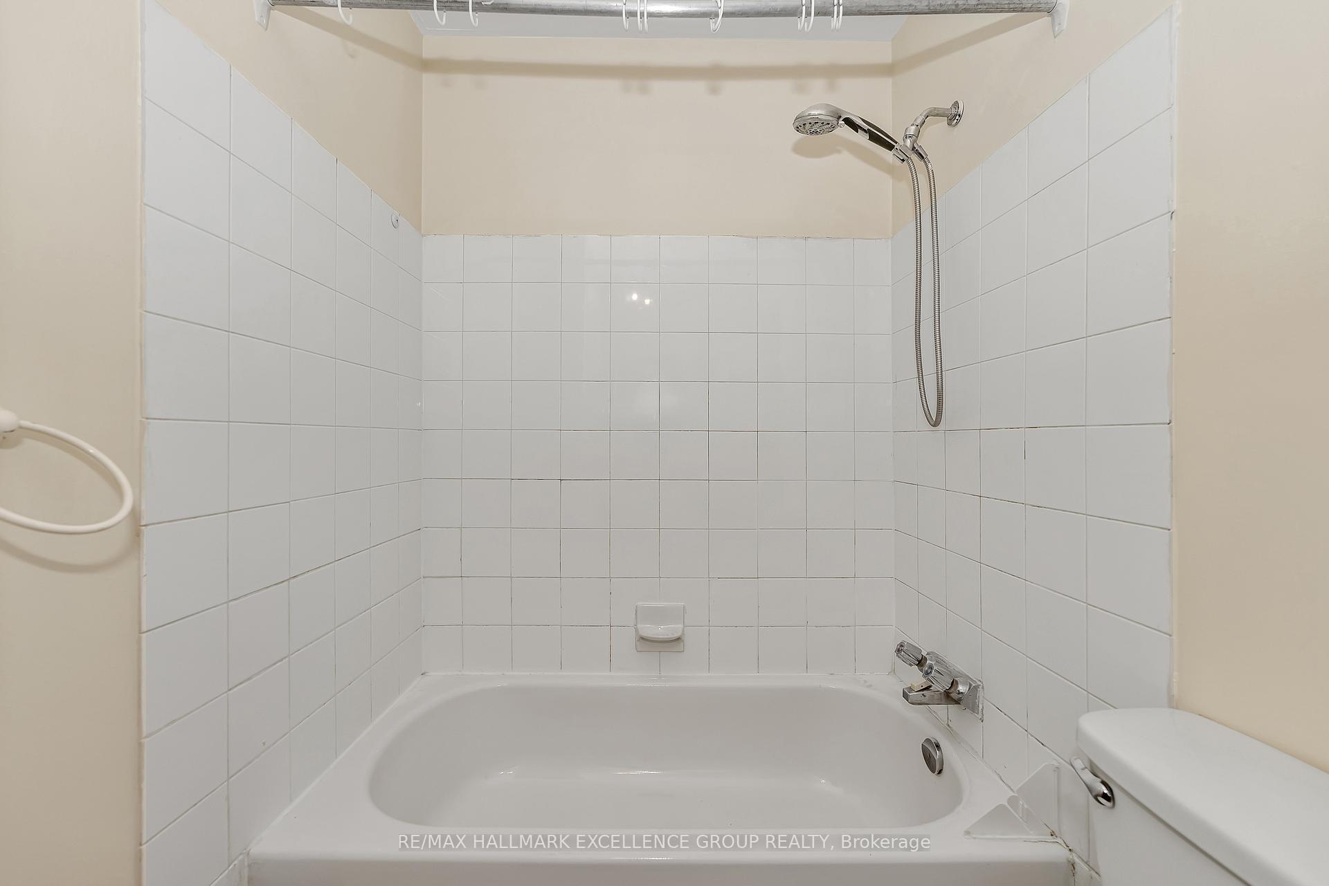 Photo 24 of Unit 15, 1968 Fairglen Mews, Ottawa, Blackburn Hamlet (South) — HOMEH
