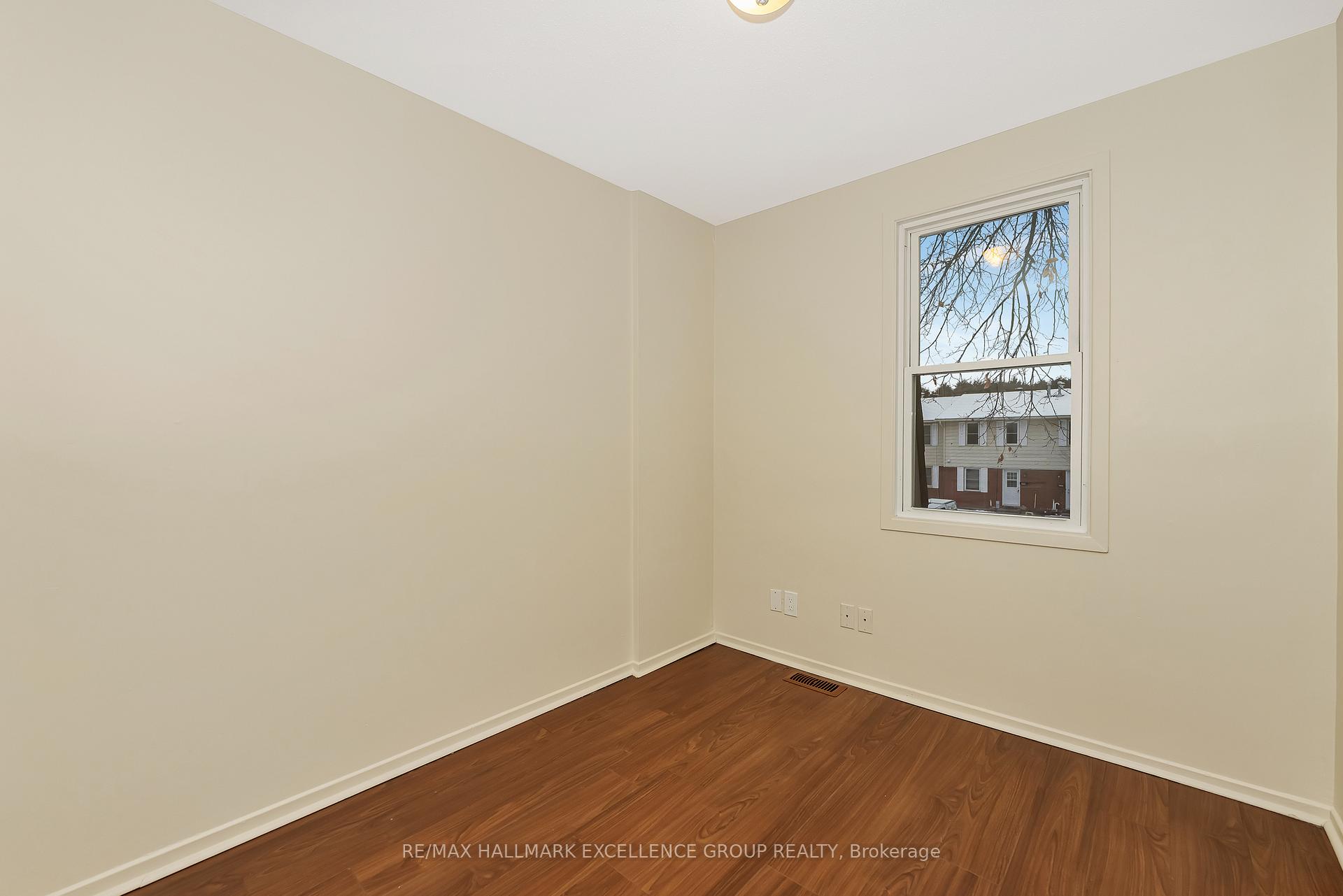 Photo 28 of Unit 15, 1968 Fairglen Mews, Ottawa, Blackburn Hamlet (South) — HOMEH