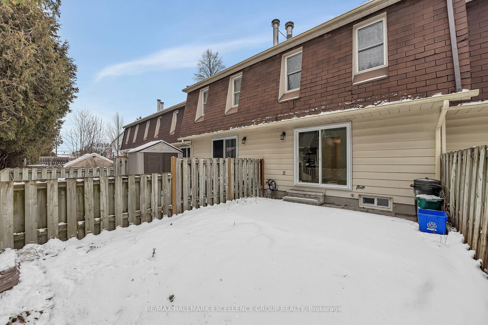 Photo 33 of Unit 15, 1968 Fairglen Mews, Ottawa, Blackburn Hamlet (South) — HOMEH