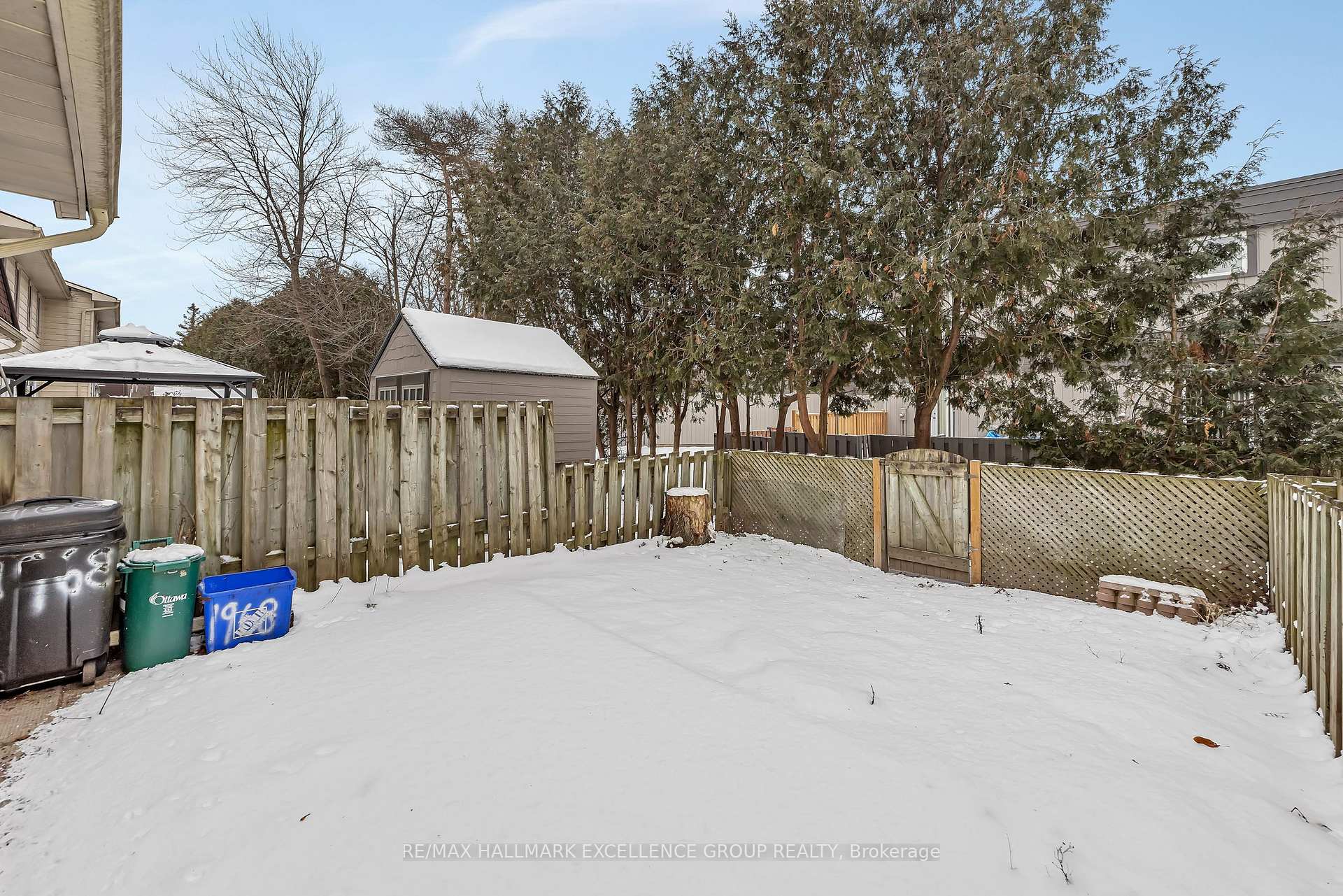 Photo 36 of Unit 15, 1968 Fairglen Mews, Ottawa, Blackburn Hamlet (South) — HOMEH