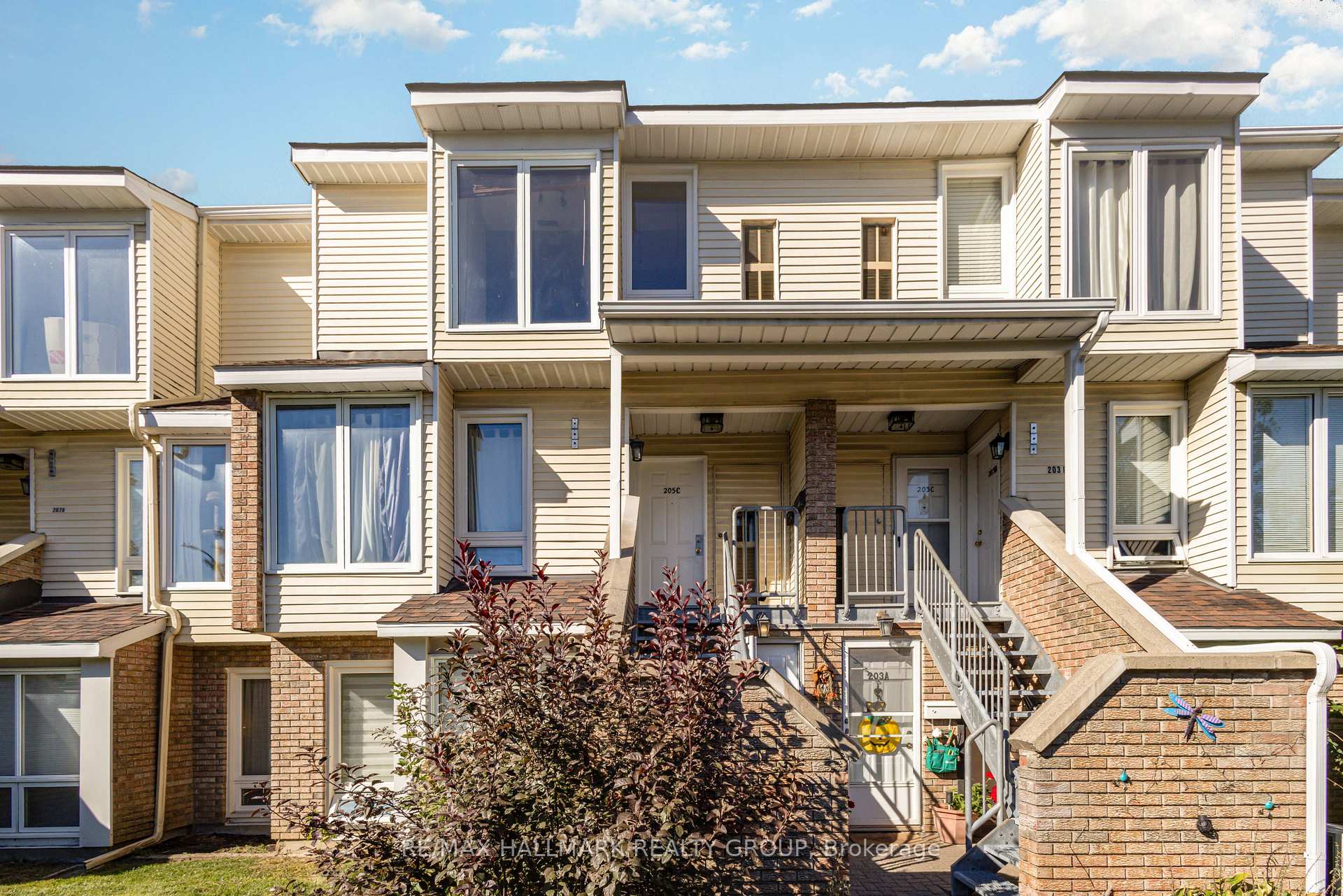 Photo 1 of Unit C, 205 Woodfield Drive, Ottawa, Tanglewood — HOMEH