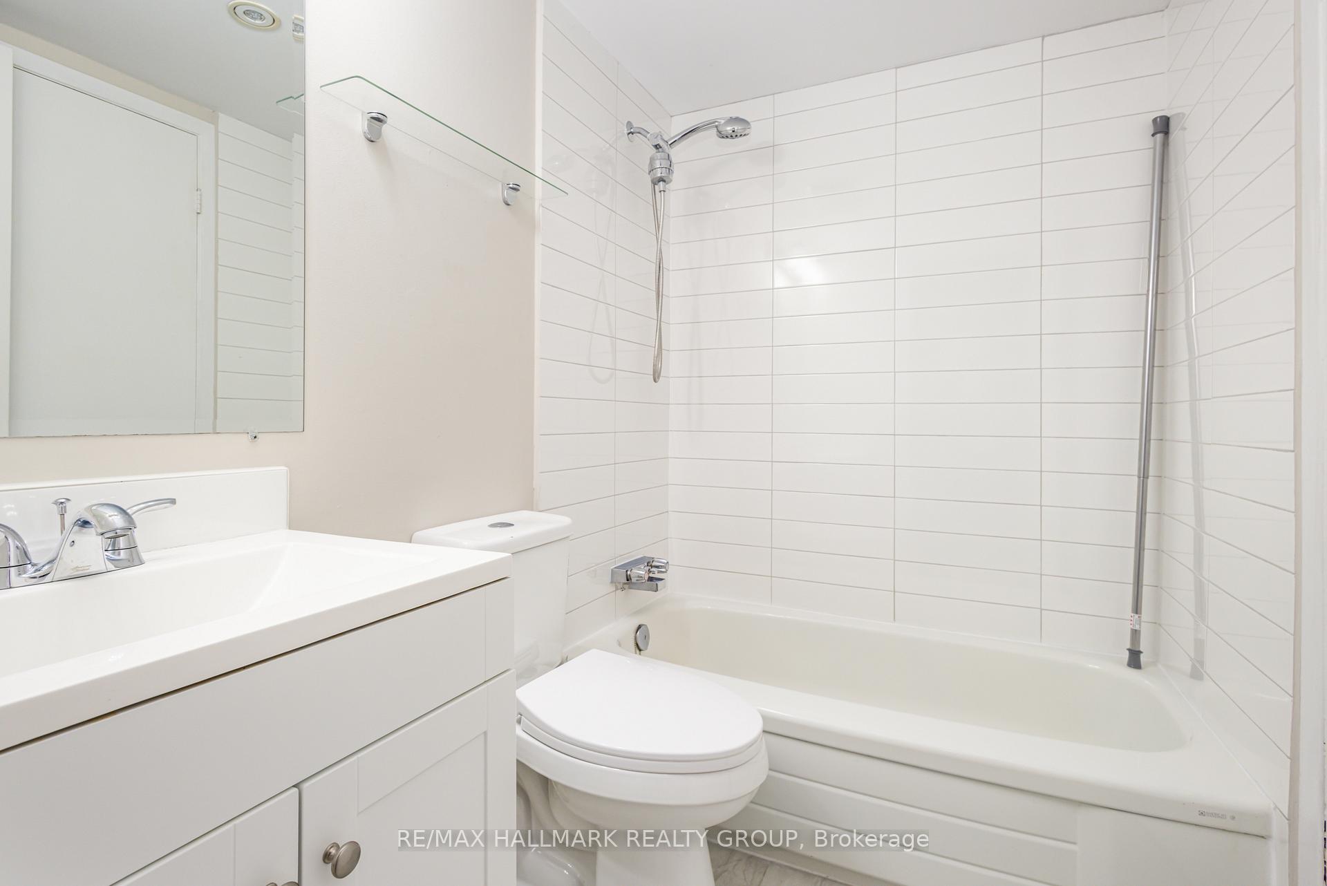 Photo 15 of Unit C, 205 Woodfield Drive, Ottawa, Tanglewood — HOMEH