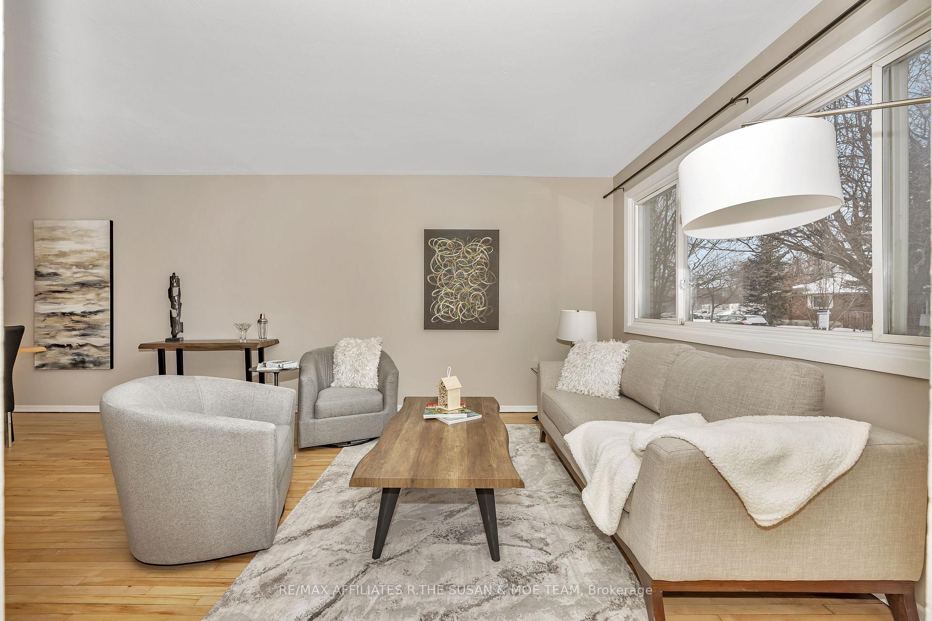 Photo 4 of 1508 Lepage Avenue, Ottawa, Carlington — HOMEH