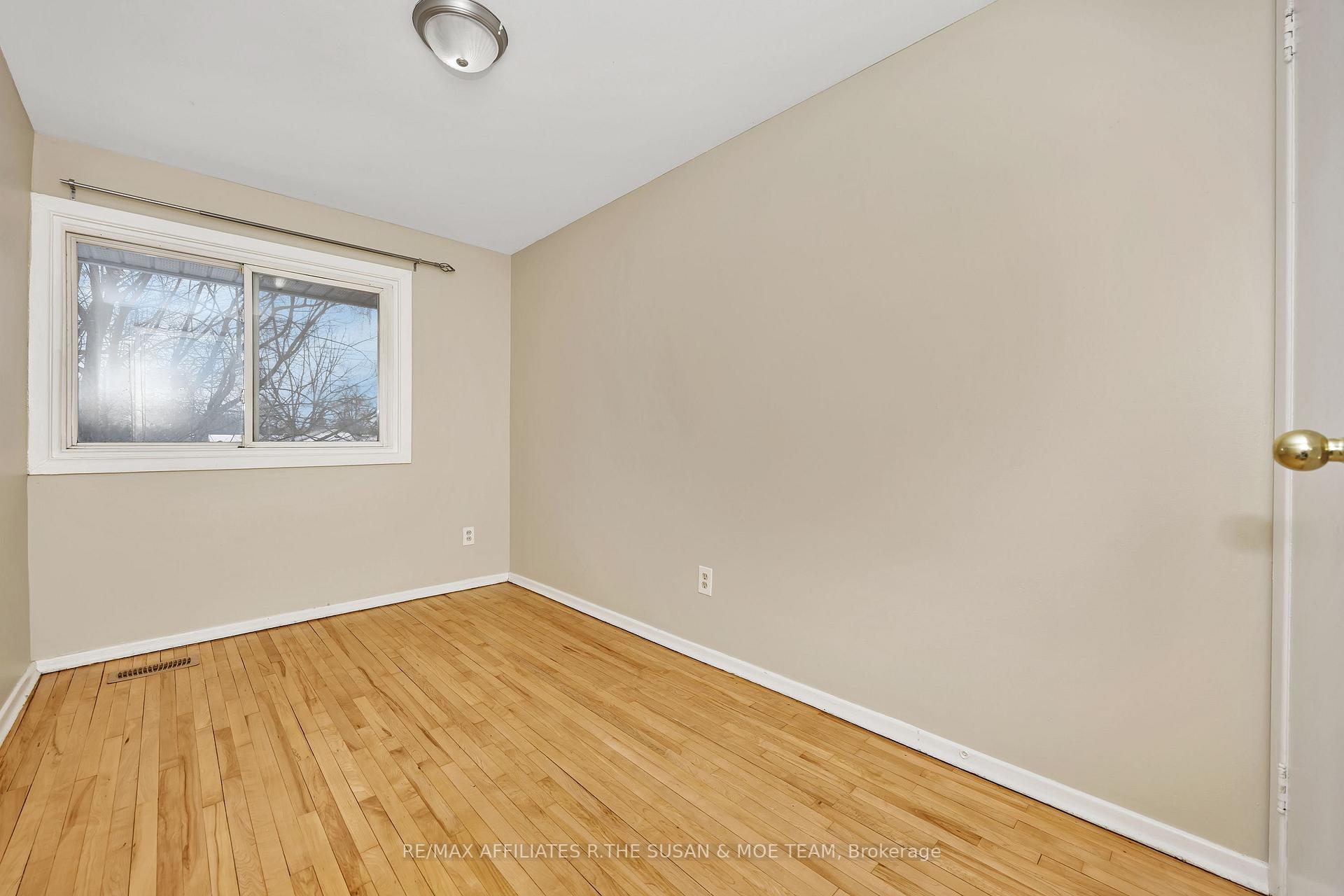 Photo 19 of 1508 Lepage Avenue, Ottawa, Carlington — HOMEH