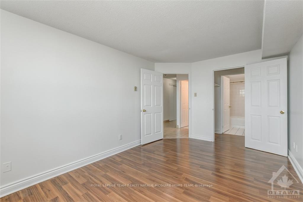 Photo 7 of Unit 905, 1440 Heron Road, Ottawa, Heron Gate — HOMEH