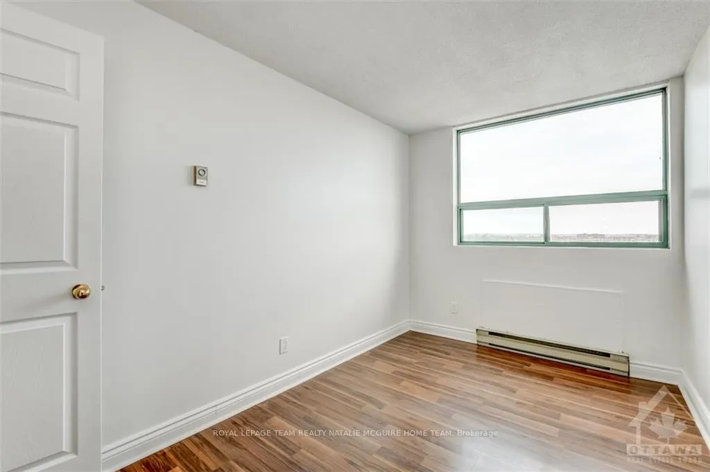 Photo 15 of Unit 905, 1440 Heron Road, Ottawa, Heron Gate — HOMEH
