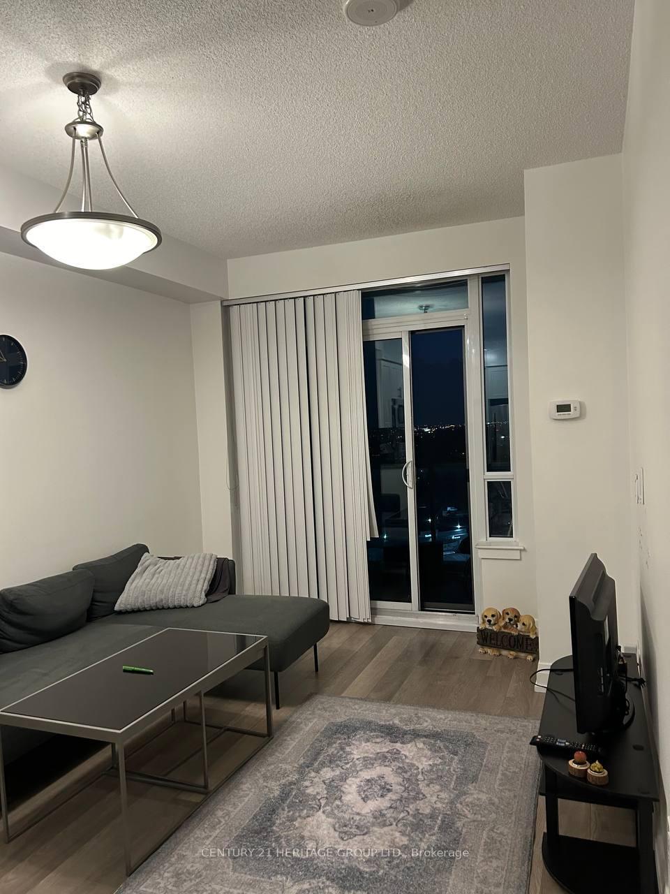 Photo 3 of Unit 1711, 7165 Yonge Street, Markham, Grandview — HOMEH