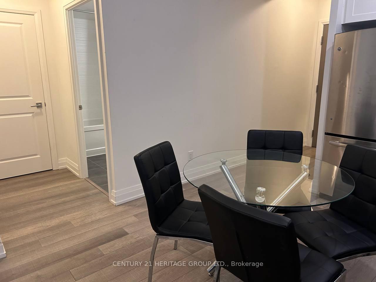 Photo 7 of Unit 1711, 7165 Yonge Street, Markham, Grandview — HOMEH