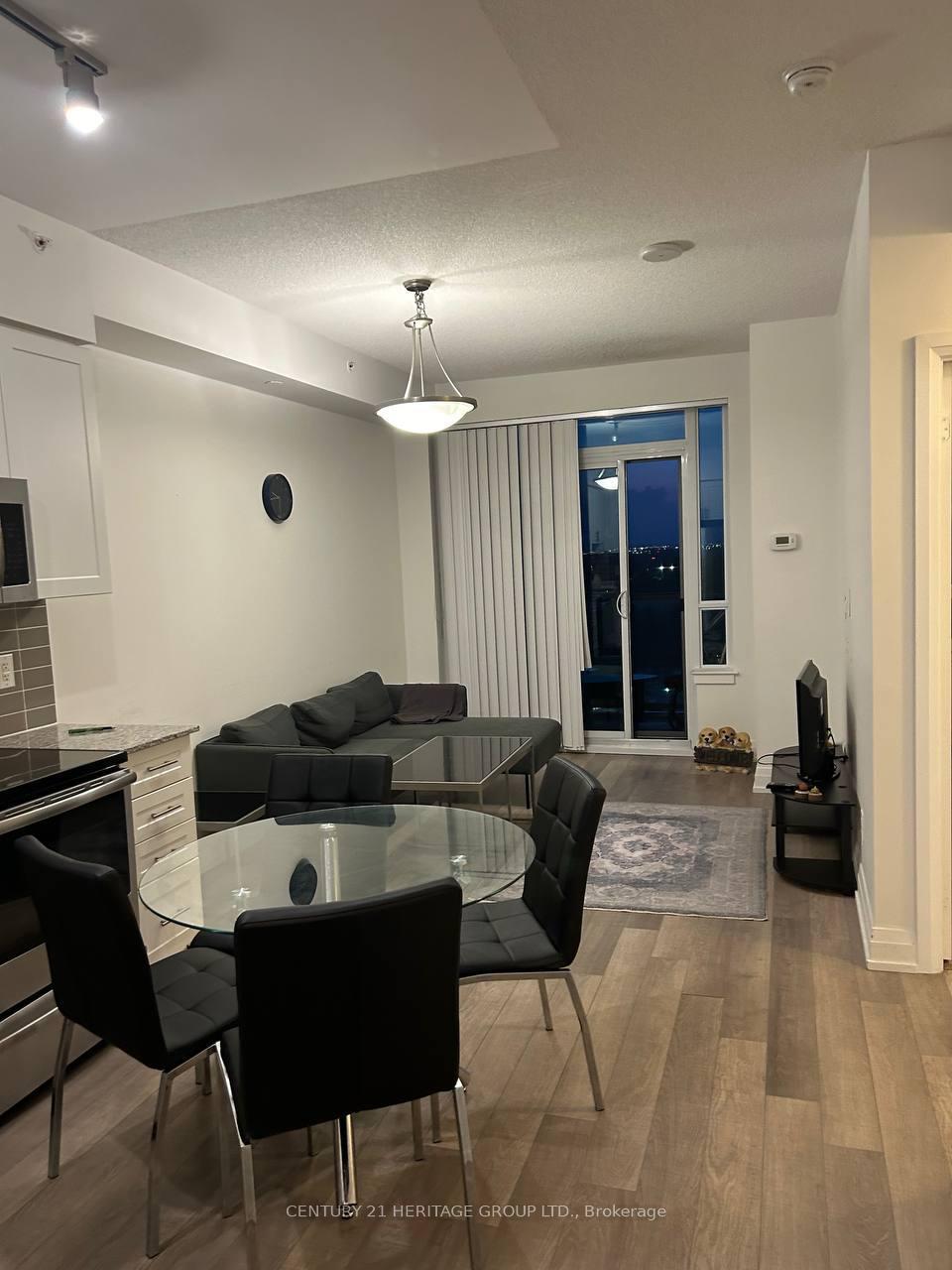 Photo 8 of Unit 1711, 7165 Yonge Street, Markham, Grandview — HOMEH