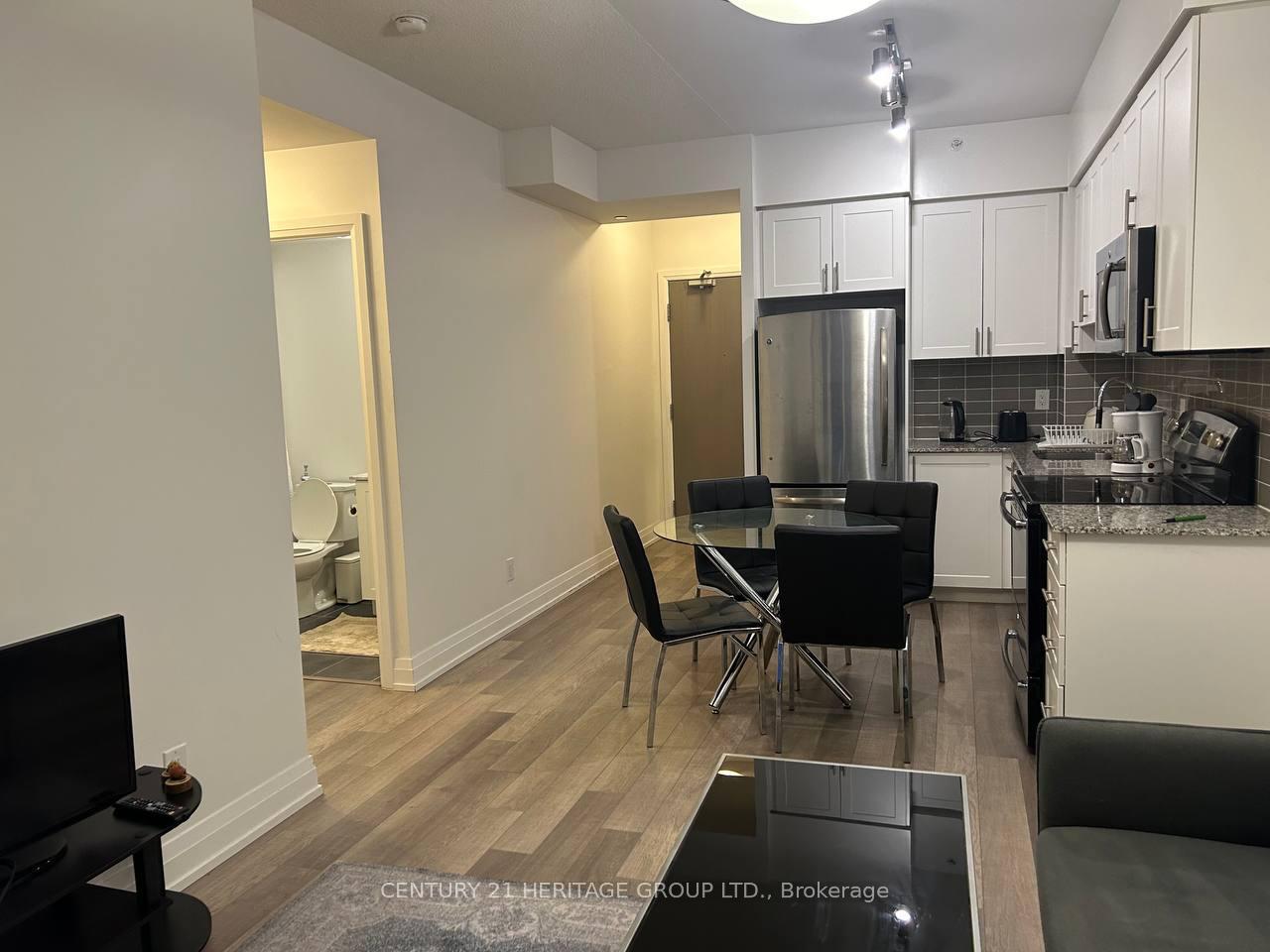 Photo 9 of Unit 1711, 7165 Yonge Street, Markham, Grandview — HOMEH