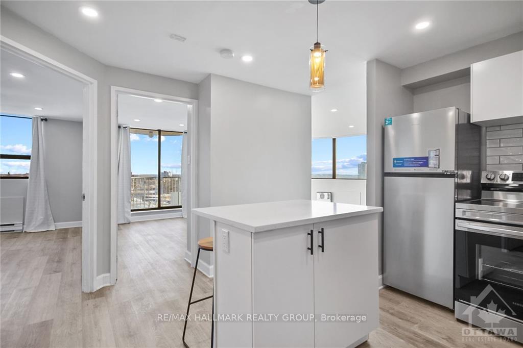 Photo 3 of Unit 708, 1440 Heron Road, Ottawa, Heron Gate — HOMEH