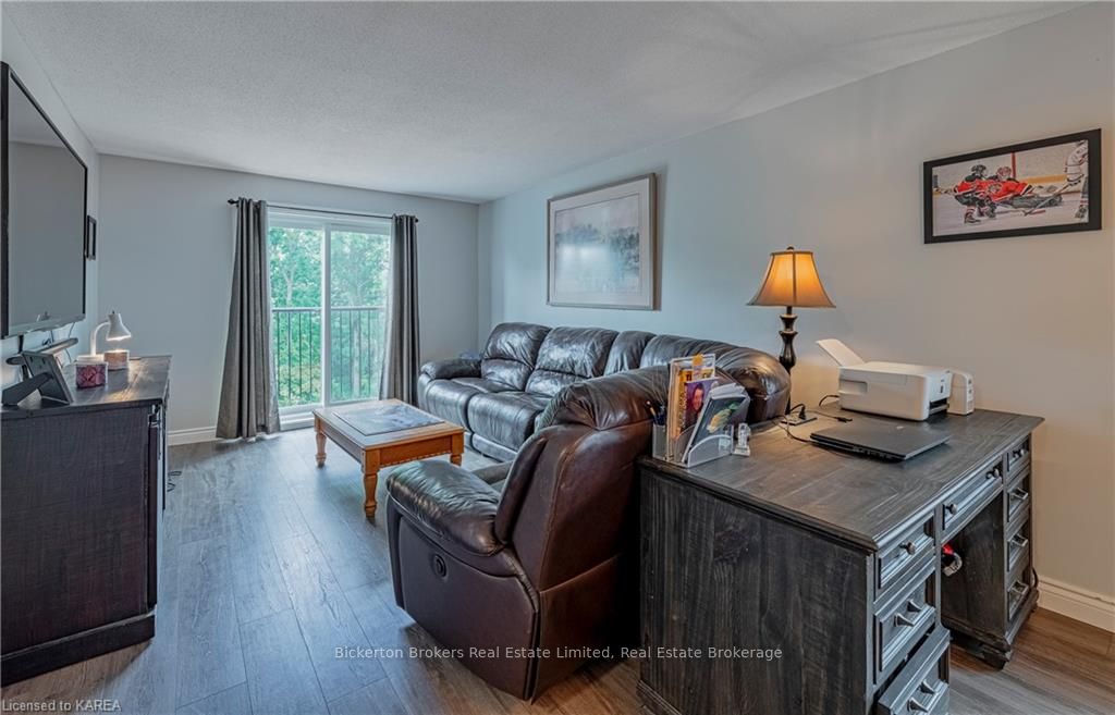 Photo 6 of Unit 401, 540 Talbot Place, Gananoque — HOMEH