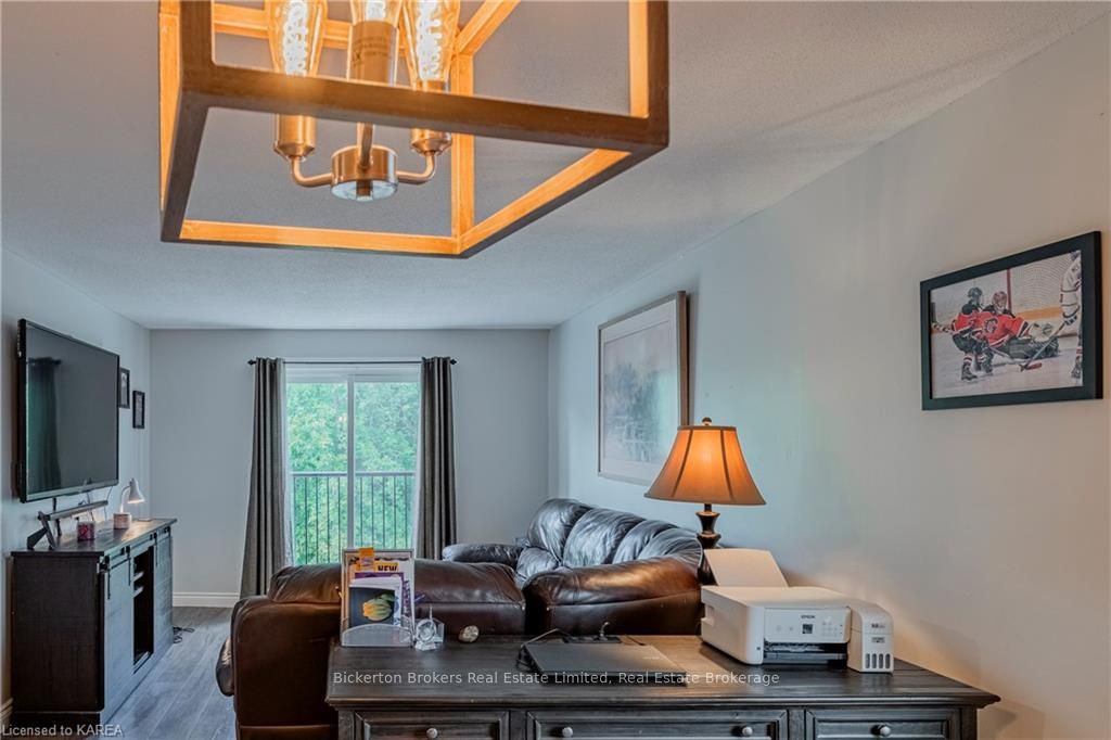 Photo 7 of Unit 401, 540 Talbot Place, Gananoque — HOMEH