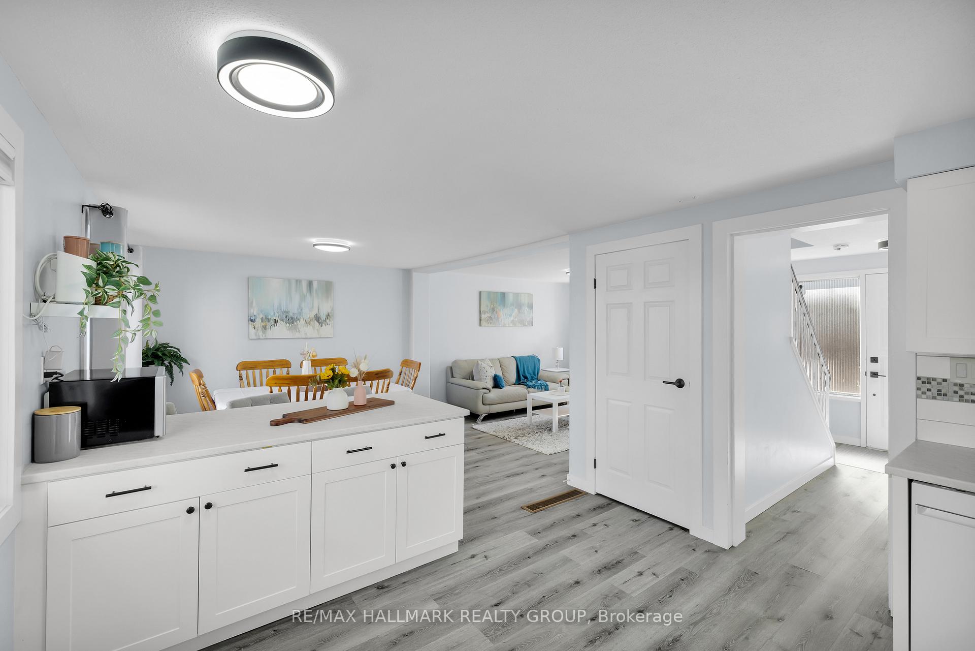 Photo 16 of Unit D, 38 - 1520 Beaverpond Drive, Ottawa, Pineview — HOMEH