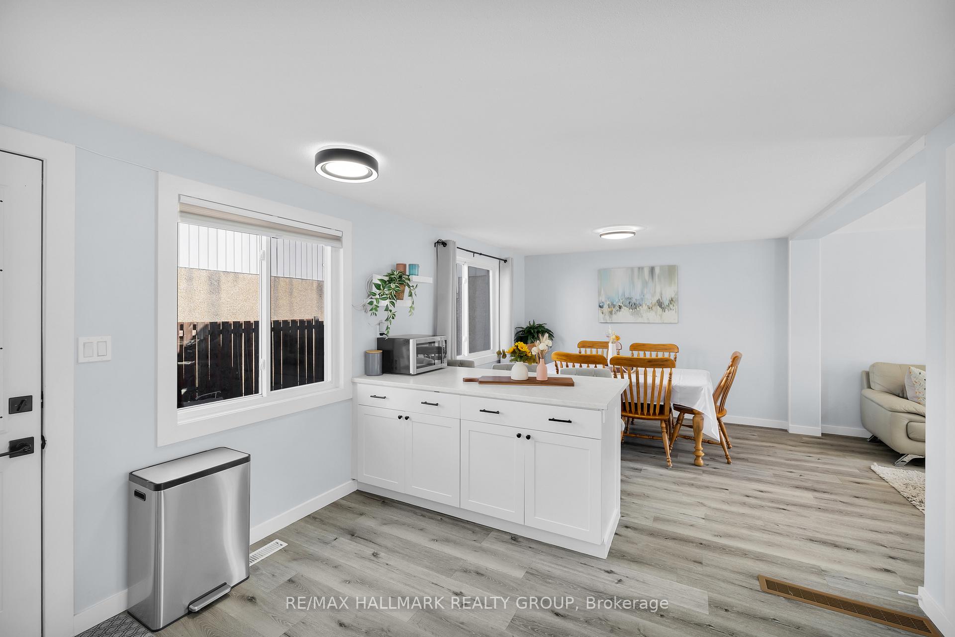 Photo 17 of Unit D, 38 - 1520 Beaverpond Drive, Ottawa, Pineview — HOMEH