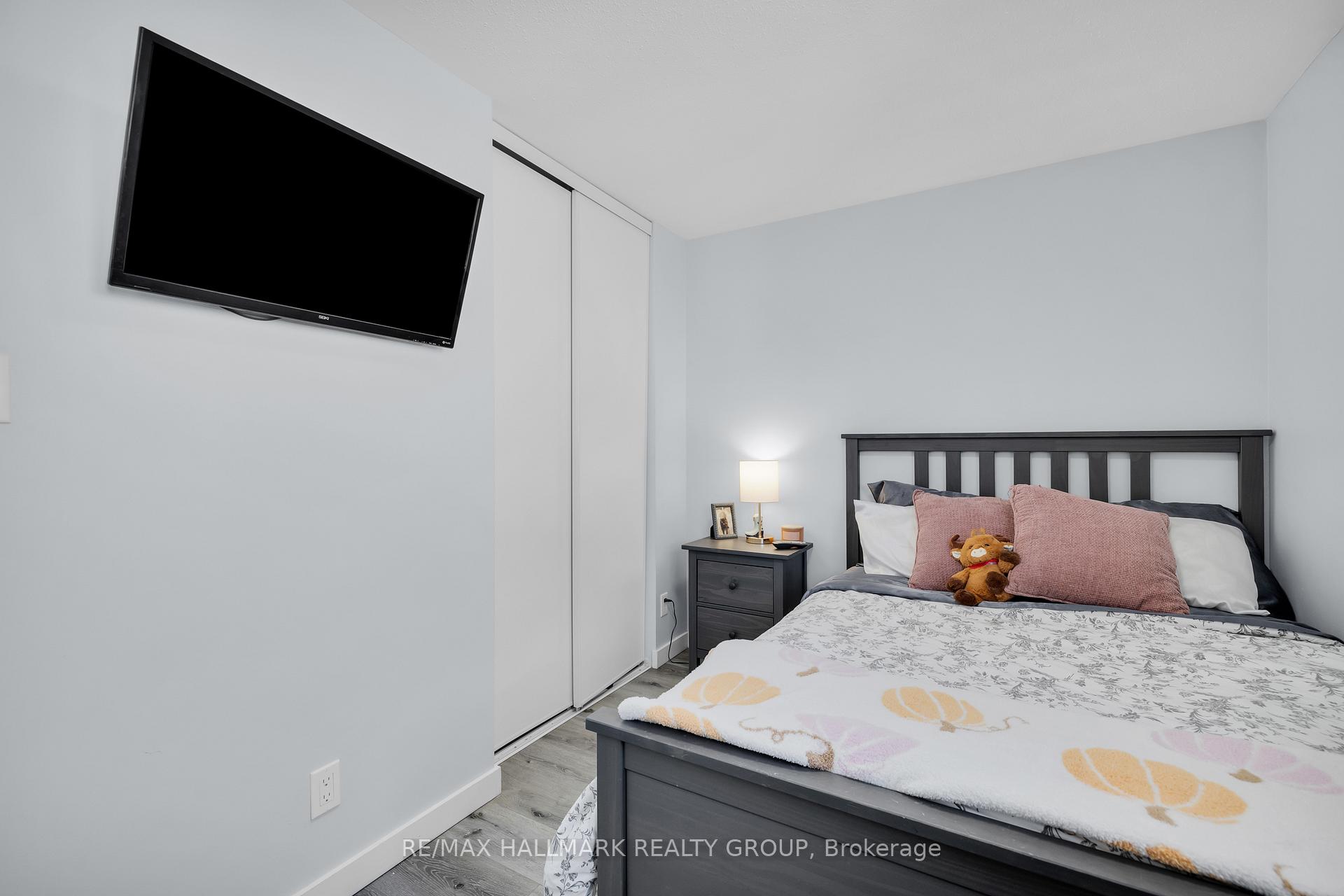 Photo 27 of Unit D, 38 - 1520 Beaverpond Drive, Ottawa, Pineview — HOMEH