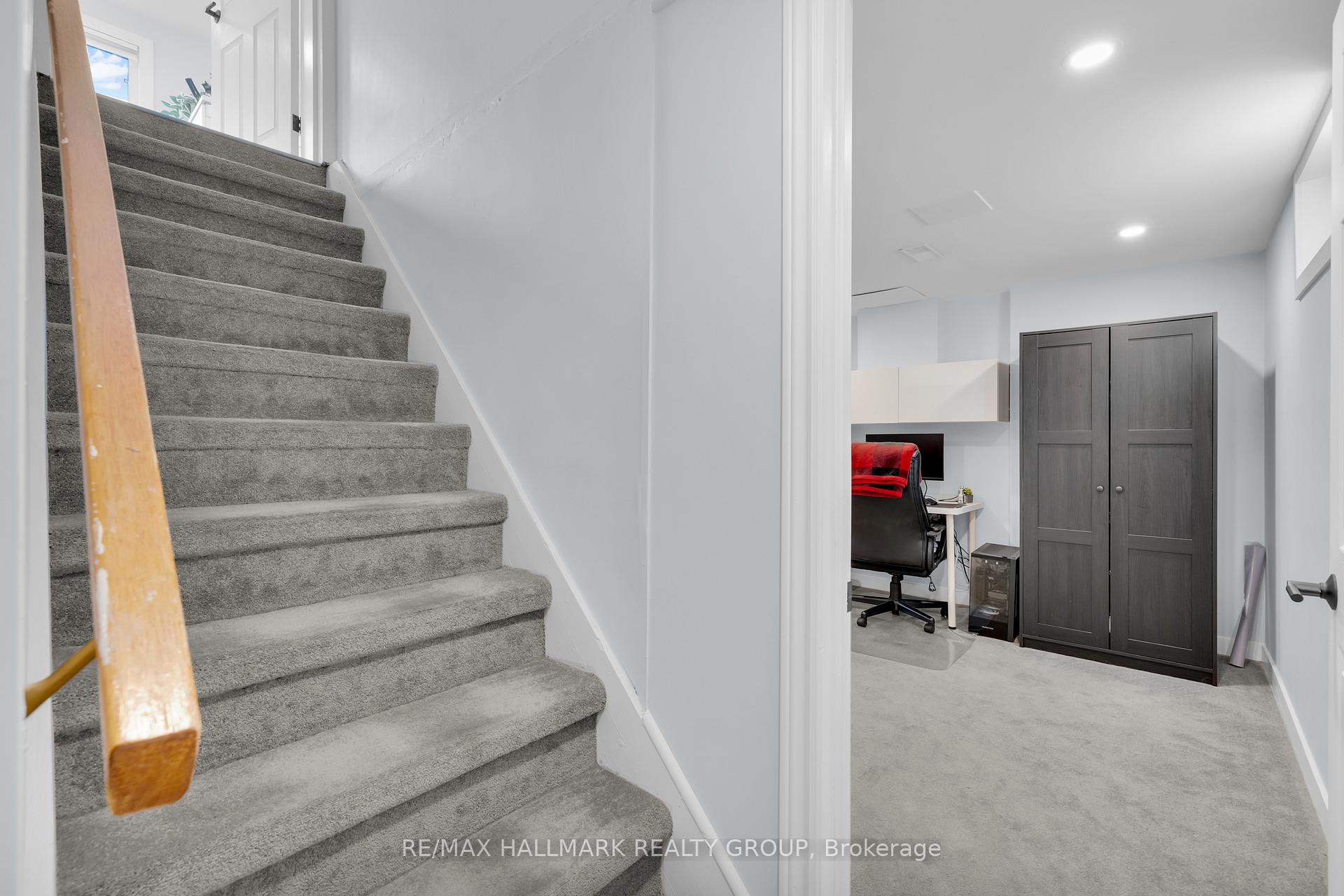 Photo 32 of Unit D, 38 - 1520 Beaverpond Drive, Ottawa, Pineview — HOMEH
