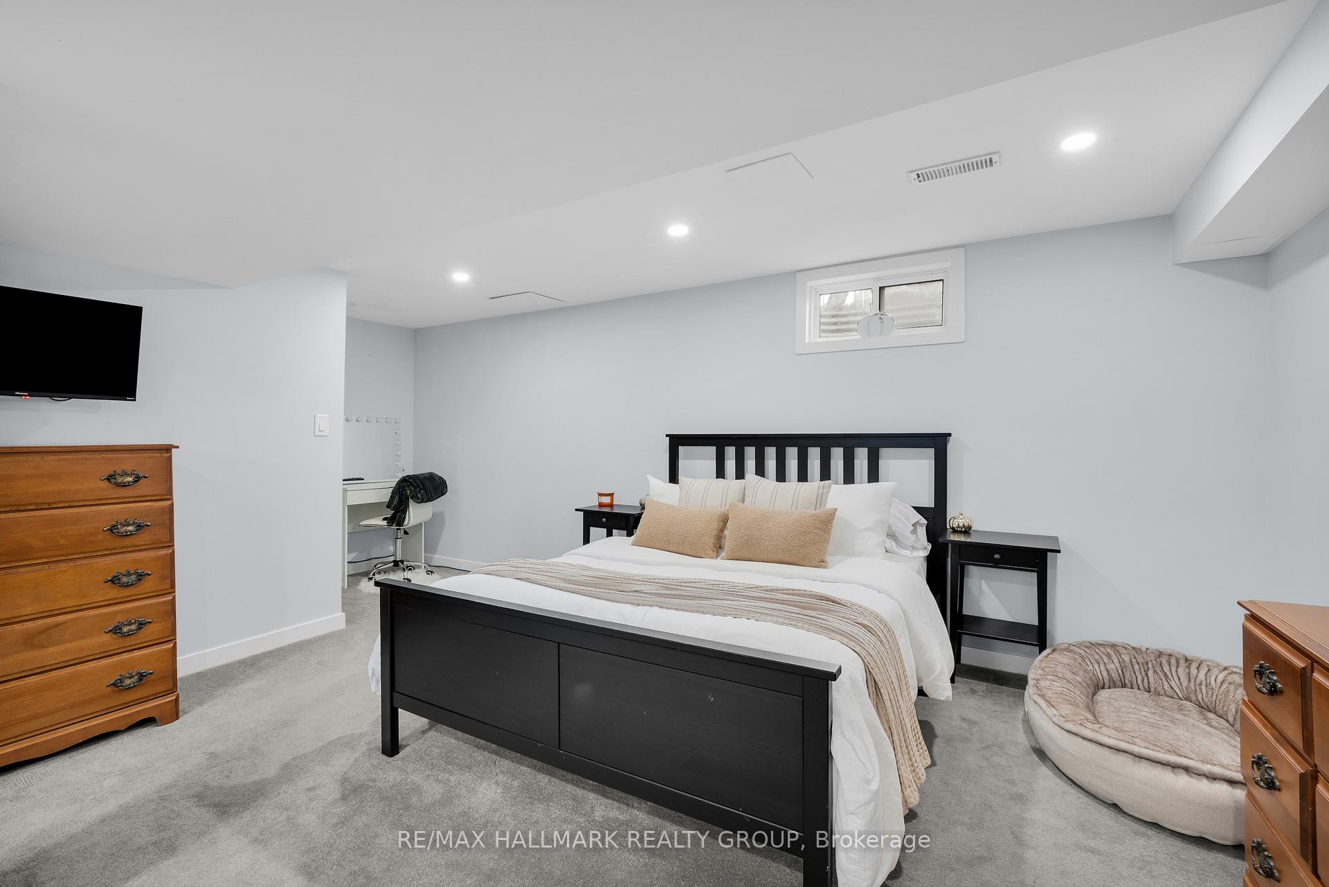 Photo 35 of Unit D, 38 - 1520 Beaverpond Drive, Ottawa, Pineview — HOMEH