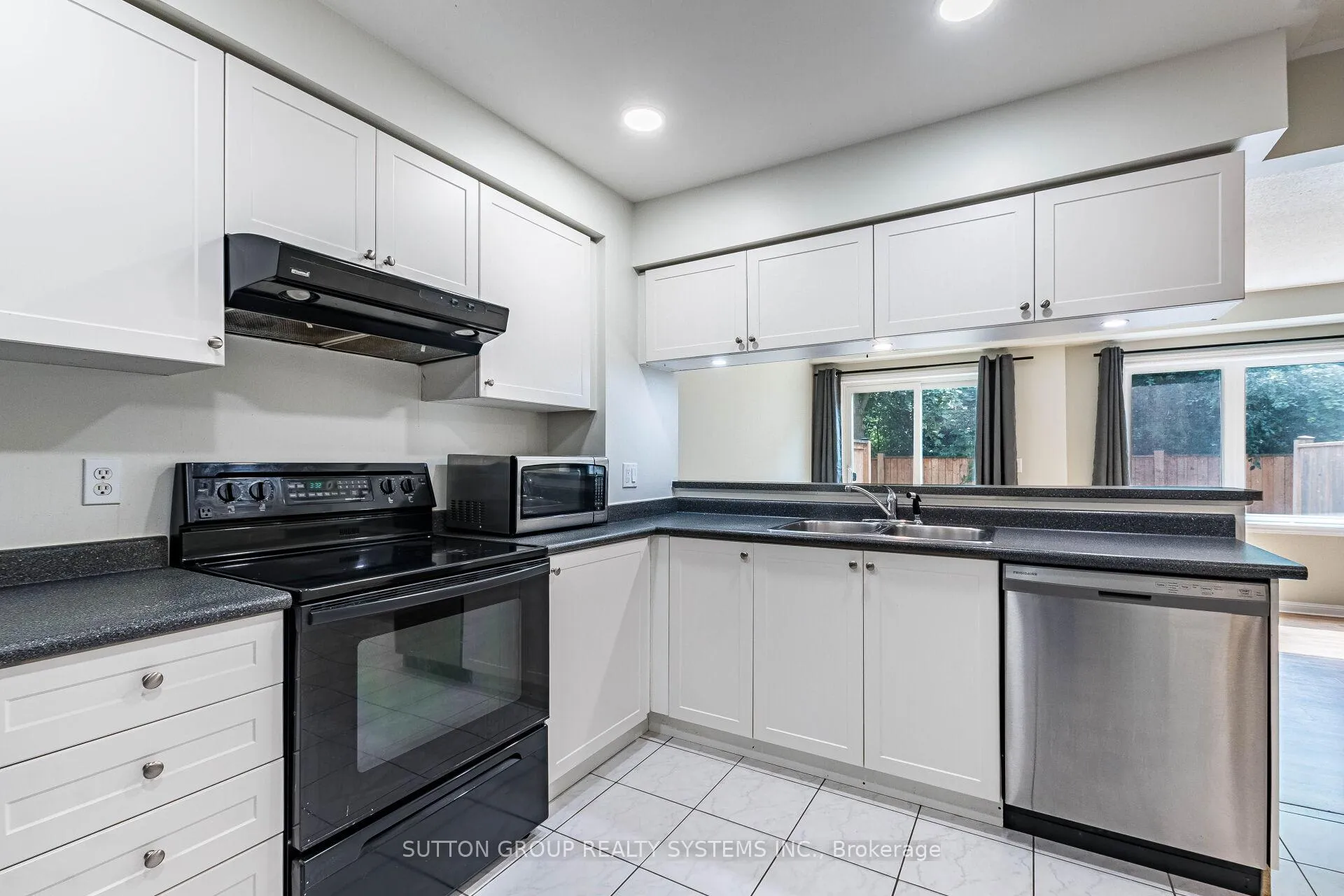Photo 10 of Unit 59, 2080 Leanne Boulevard, Mississauga, Sheridan — HOMEH