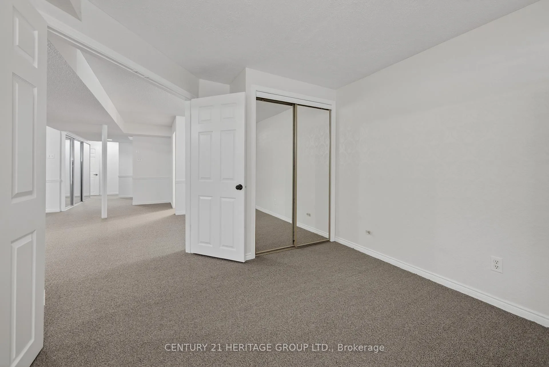 Photo 35 of Unit 33, 1 Glen Eden Way, New Tecumseth, Alliston — HOMEH