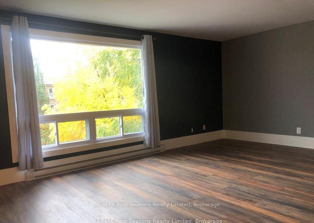 Photo 7 of Unit B, 29 Fourth Street, Collingwood — HOMEH