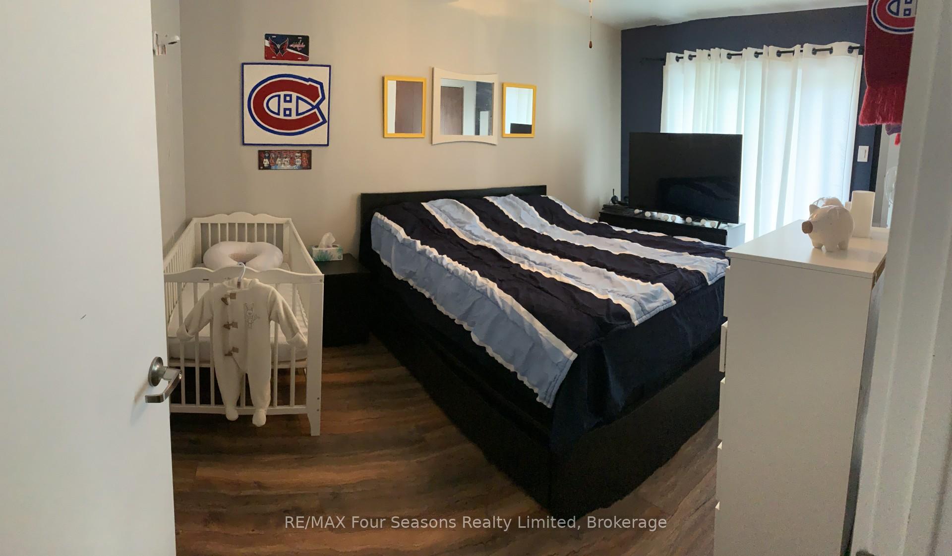 Photo 13 of Unit B, 29 Fourth Street, Collingwood — HOMEH