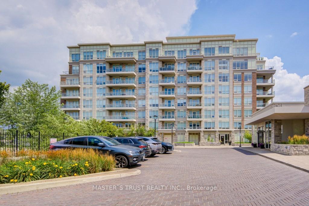 Front of Unit 307, 15 Stollery Pond Crescent