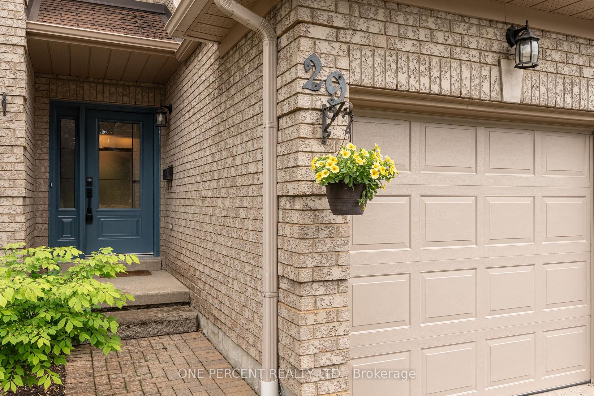 Photo 2 of Unit 29, 75 Ryans Way, Hamilton, Waterdown — HOMEH