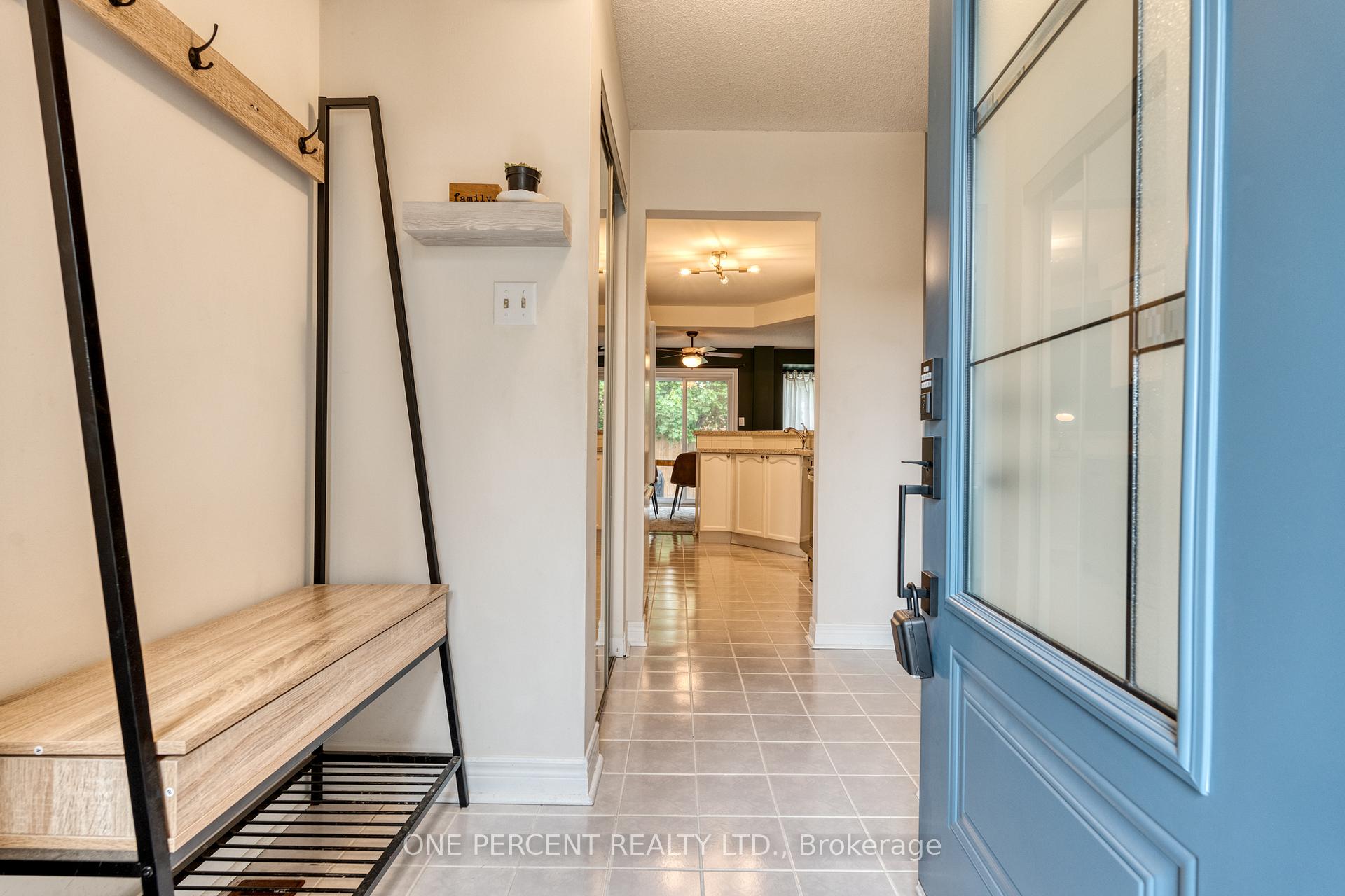 Photo 3 of Unit 29, 75 Ryans Way, Hamilton, Waterdown — HOMEH