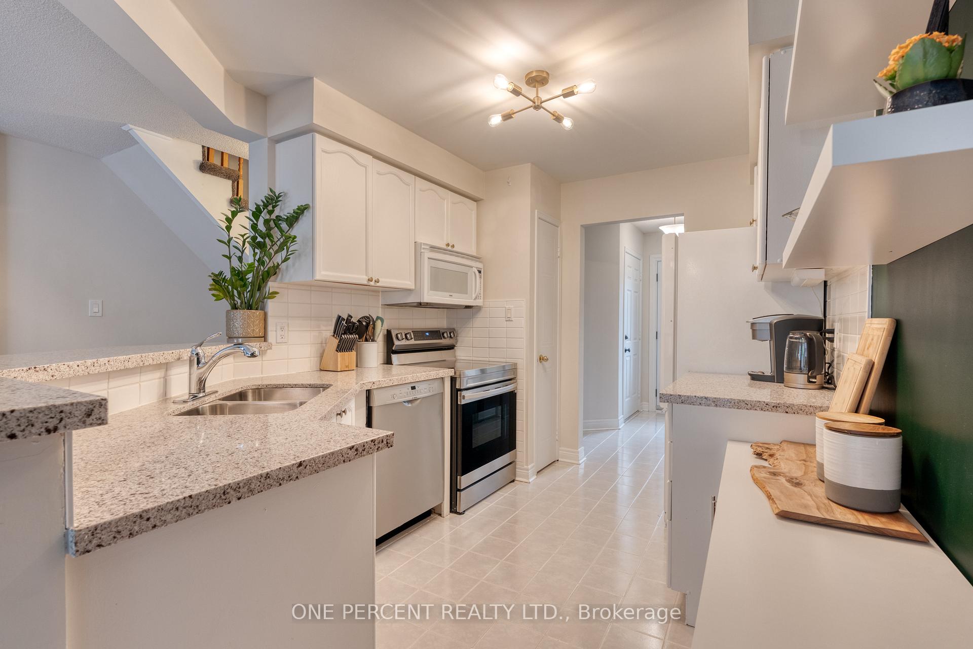 Photo 12 of Unit 29, 75 Ryans Way, Hamilton, Waterdown — HOMEH