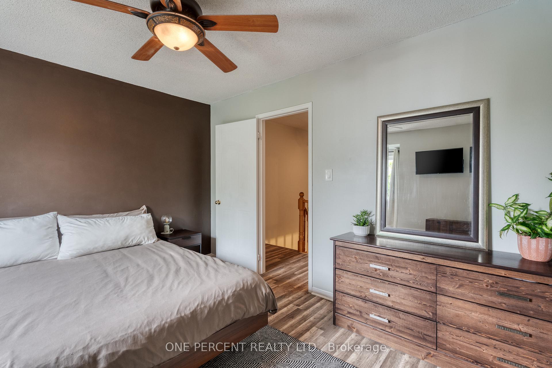 Photo 16 of Unit 29, 75 Ryans Way, Hamilton, Waterdown — HOMEH