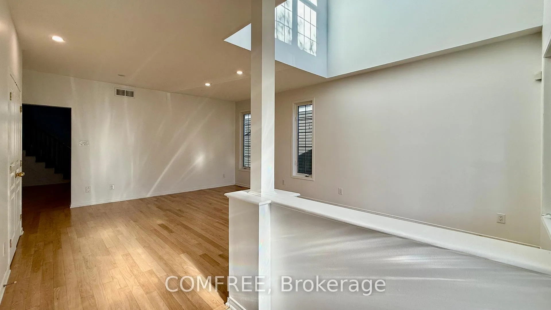 Photo 5 of 141 Stedman Street, Ottawa, Blossom Park/Kemp Park/Findlay Creek — HOMEH