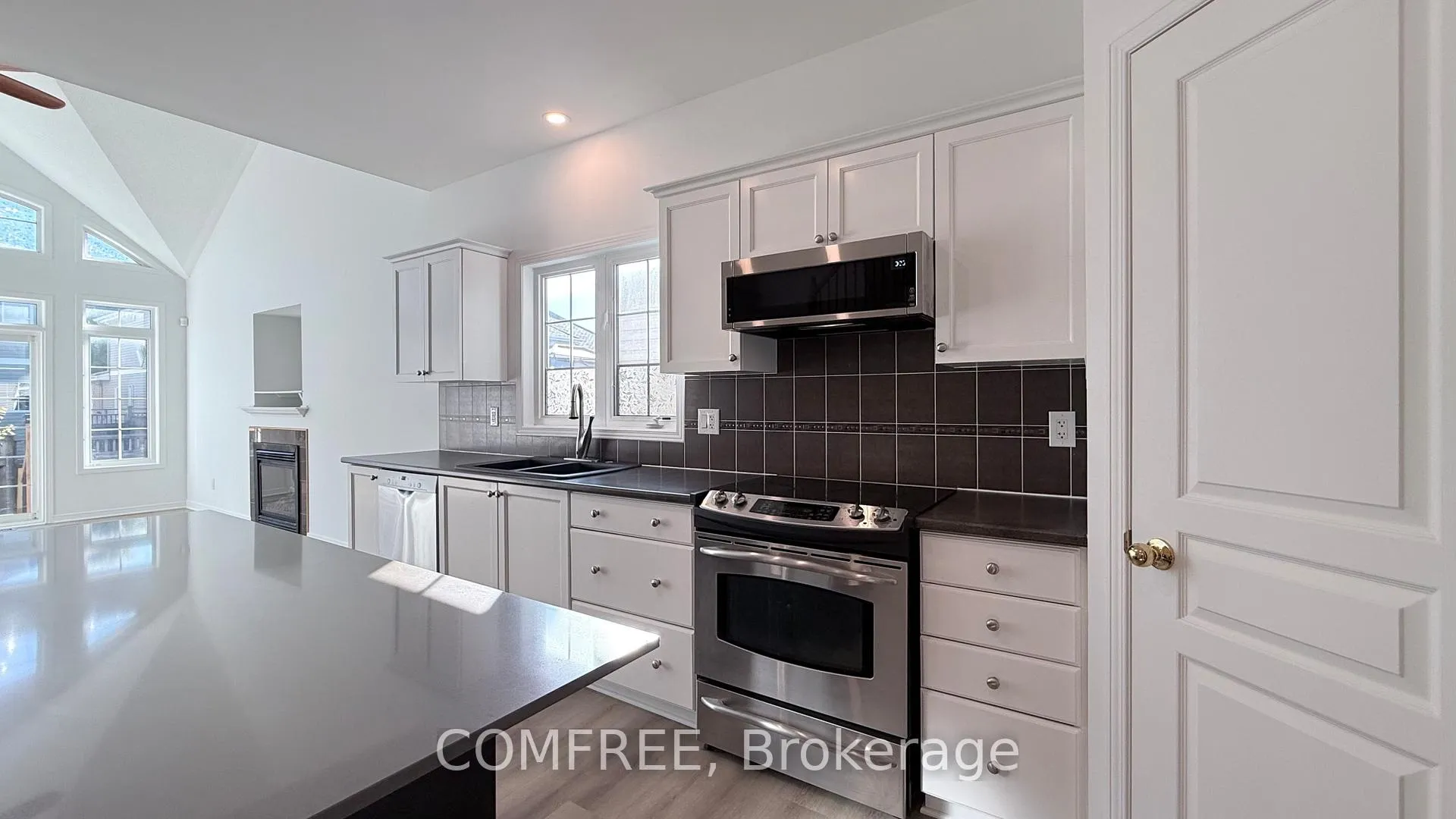 Photo 10 of 141 Stedman Street, Ottawa, Blossom Park/Kemp Park/Findlay Creek — HOMEH