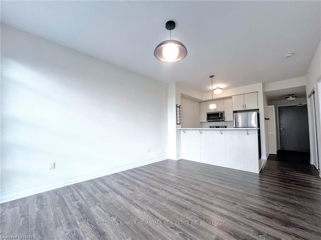 Photo 11 of Unit 403, 10 Concord Place, Grimsby, Grimsby Beach — HOMEH
