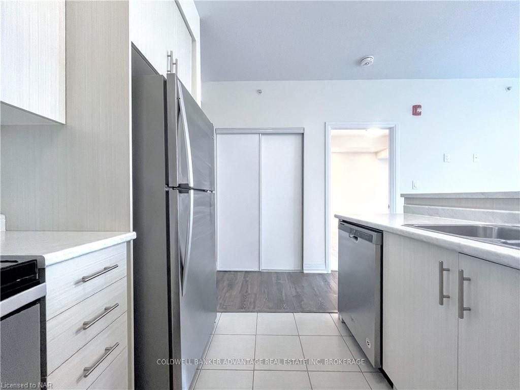 Photo 16 of Unit 403, 10 Concord Place, Grimsby, Grimsby Beach — HOMEH