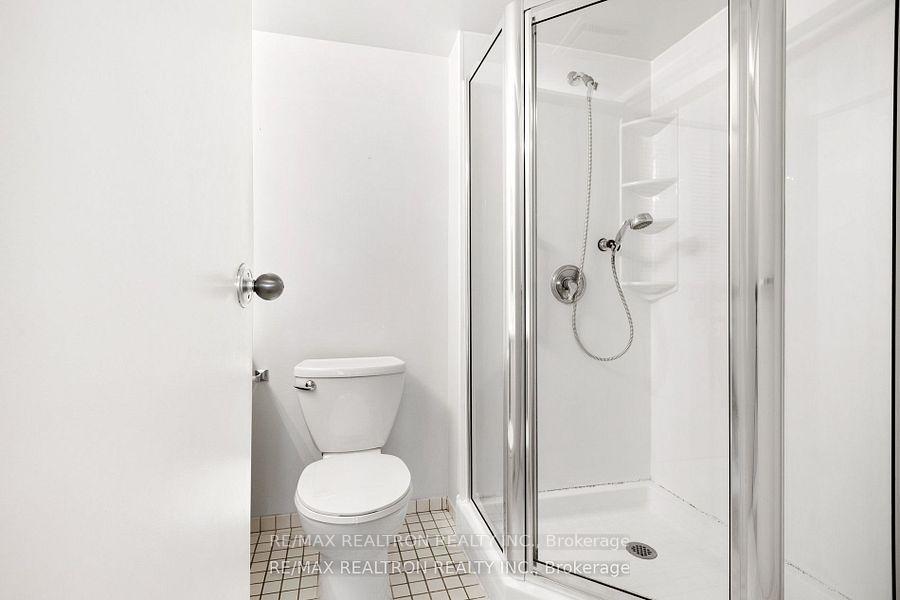 Photo 20 of Unit 1702, 2760 Carousel Crescent, Ottawa, Emerald Woods/Sawmill Creek — HOMEH