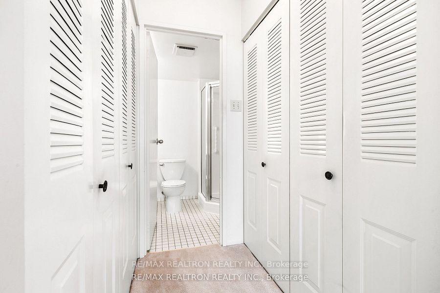 Photo 21 of Unit 1702, 2760 Carousel Crescent, Ottawa, Emerald Woods/Sawmill Creek — HOMEH