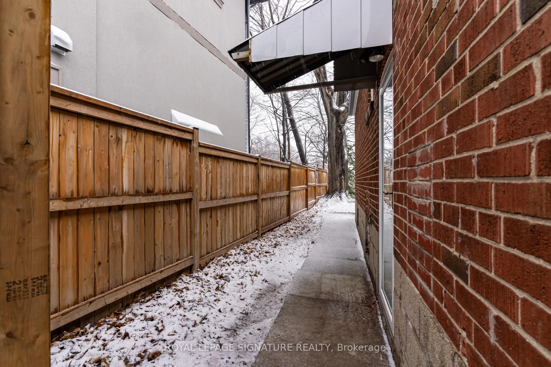 Photo 2 of Unit Bsmt, 116 Ferris Road, Toronto, O'Connor-Parkview — HOMEH