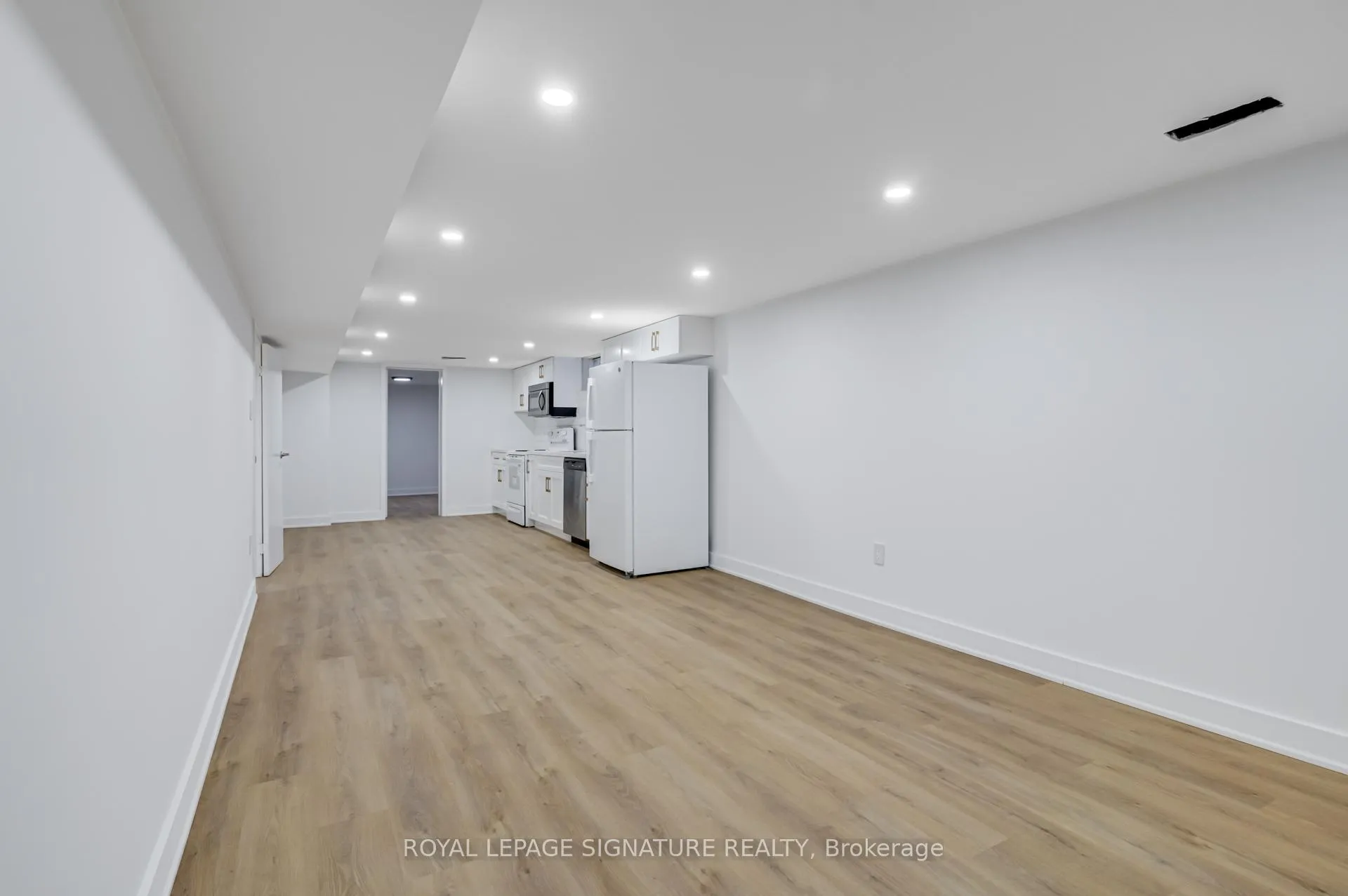 Photo 13 of Unit Bsmt, 116 Ferris Road, Toronto, O'Connor-Parkview — HOMEH