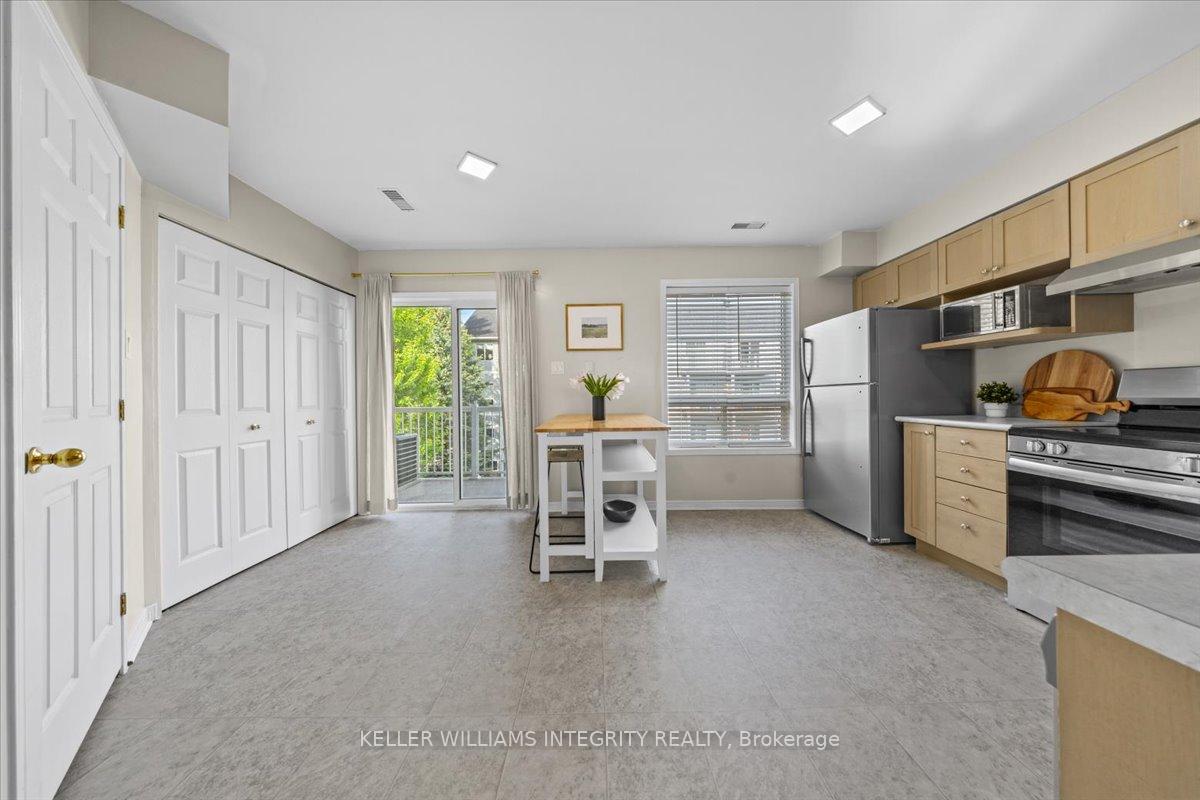 Photo 14 of Unit 32, 129 Wharhol Private, Ottawa, Westcliffe Estates — HOMEH