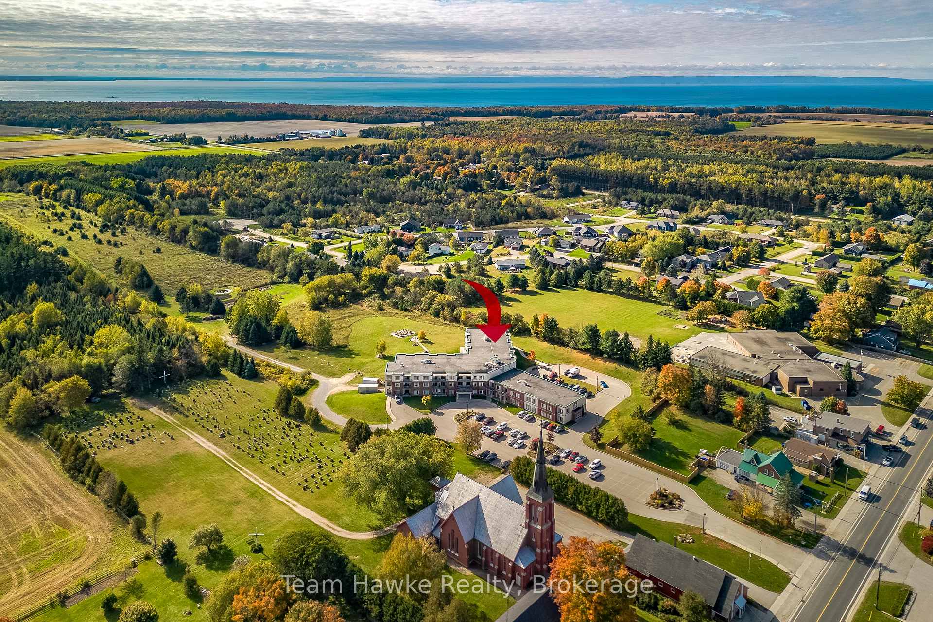 Photo 33 of Unit 108, 333 Rue Lafontaine Road, Tiny, Rural Tiny — HOMEH