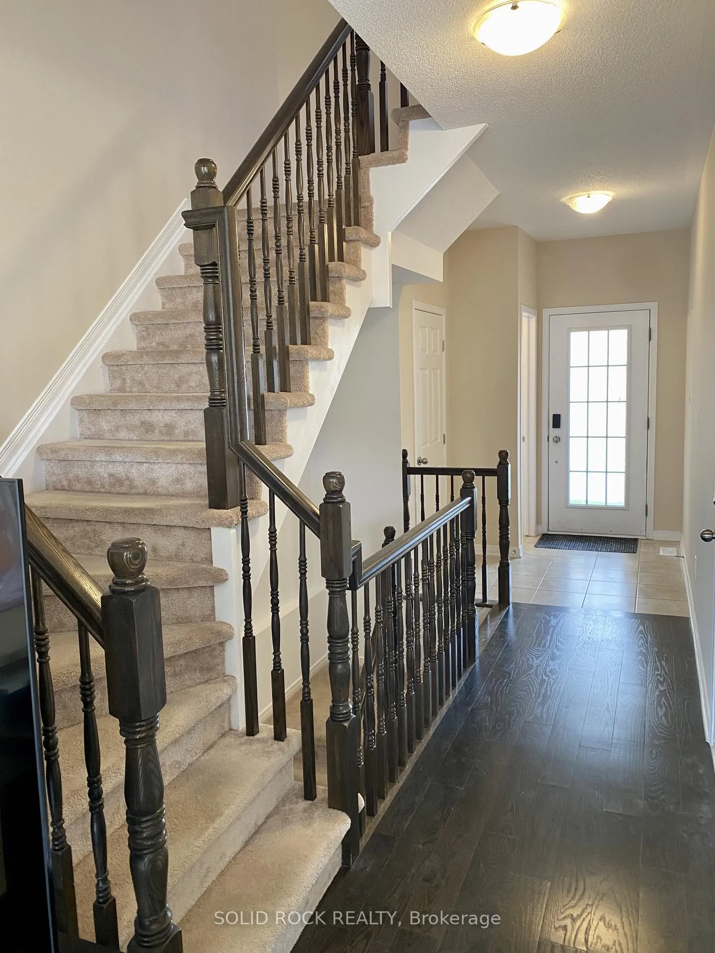 Photo 6 of 108 Camden Private, Ottawa, Barrhaven - Cedargrove/Fraserdale — HOMEH
