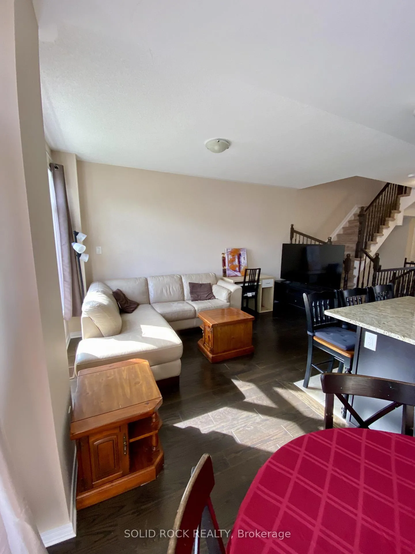 Photo 8 of 108 Camden Private, Ottawa, Barrhaven - Cedargrove/Fraserdale — HOMEH
