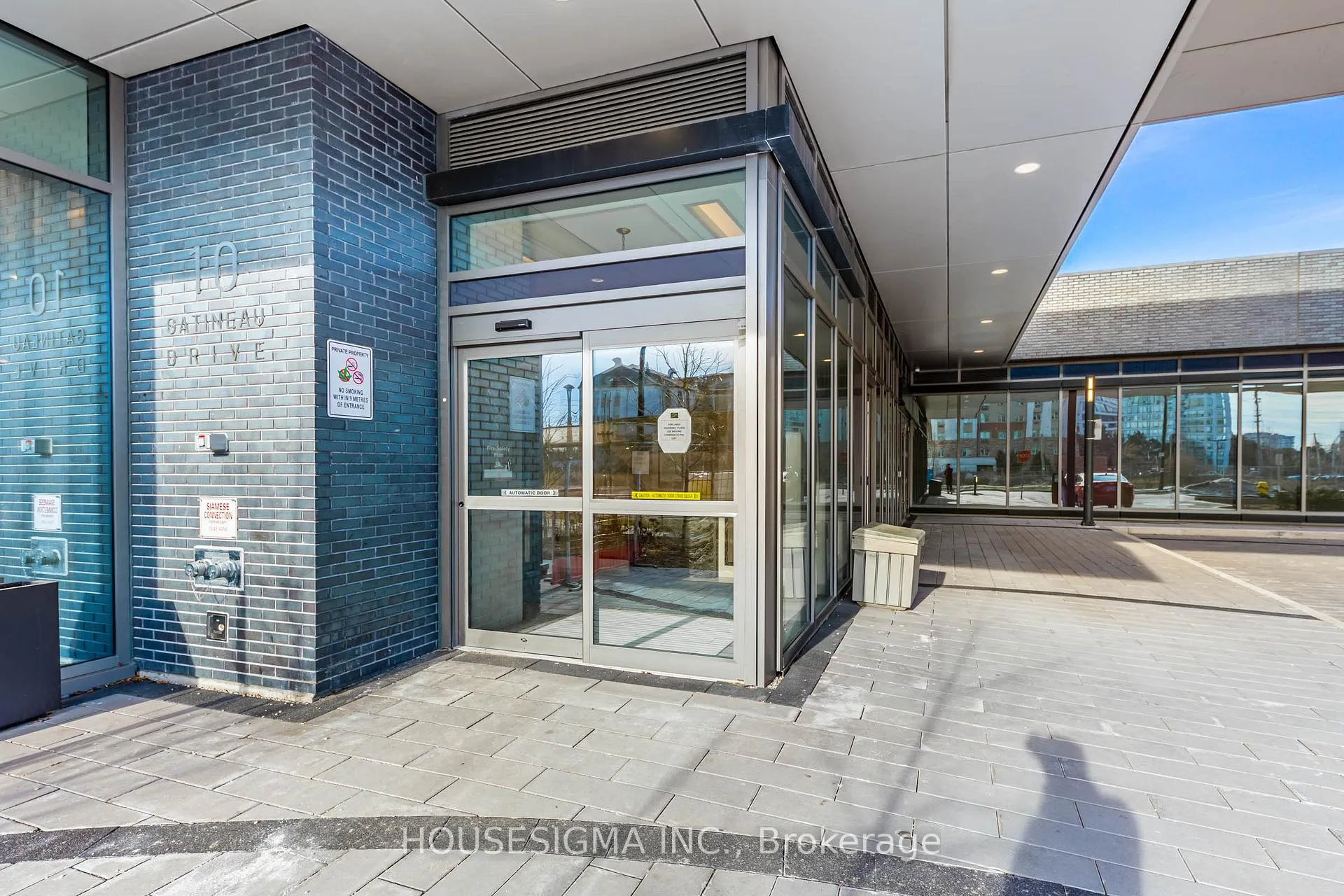 Photo 2 of Unit 708, 10 Gatineau Drive, Vaughan, Beverley Glen — HOMEH